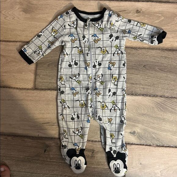 Disney Mickey Mouse Kids Footies - Black, Gray, White bundle - Picture 3 of 5